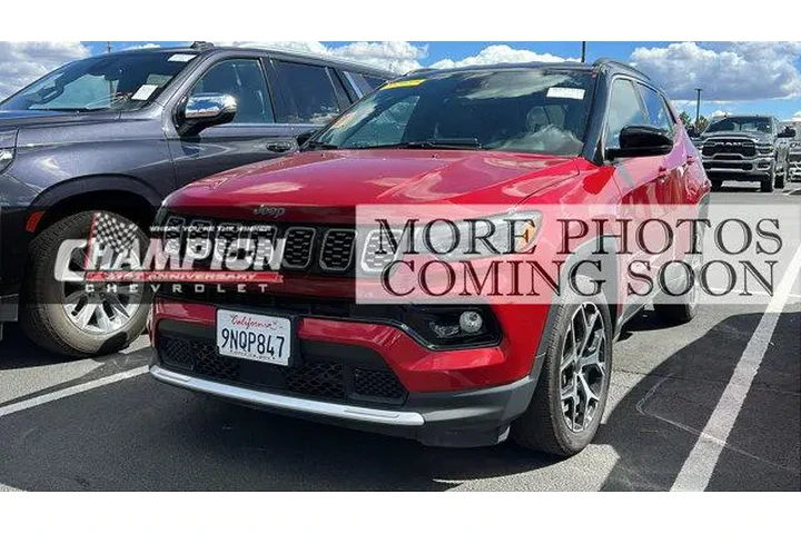 $31984 : Jeep Compass 2025 4x4 Limite image 1