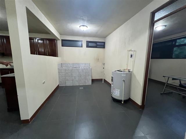 $430 : Alquilo Apartamento image 6