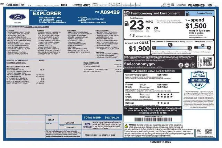 $31327 : Ford Explorer 2023 XLT 4dr S image 2