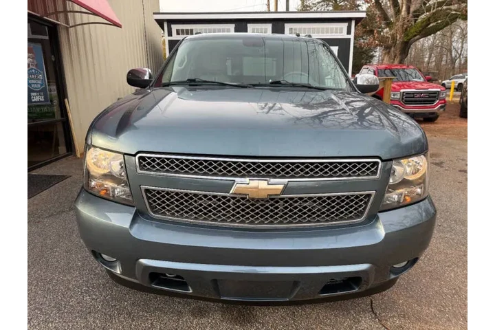 $12999 : 2010 Avalanche LTZ image 3
