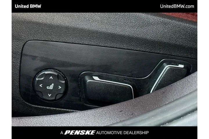 $35960 : BMW 3 Series 2024 330i 4dr S image 4