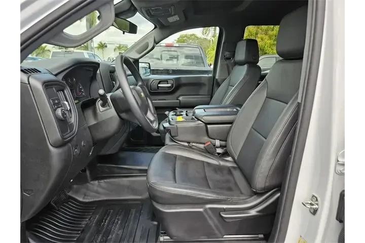 $32990 : Chevrolet Silverado 1500 202 image 4