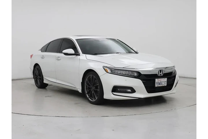 $18998 : Honda Accord 2018 Touring 4d image 1