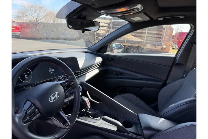 $25000 : Hyundai ELANTRA 2025 N Line image 5