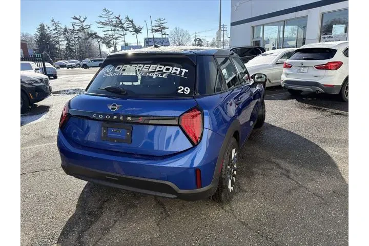 $31998 : MINI Hardtop 4 Door 2025 Coo image 6
