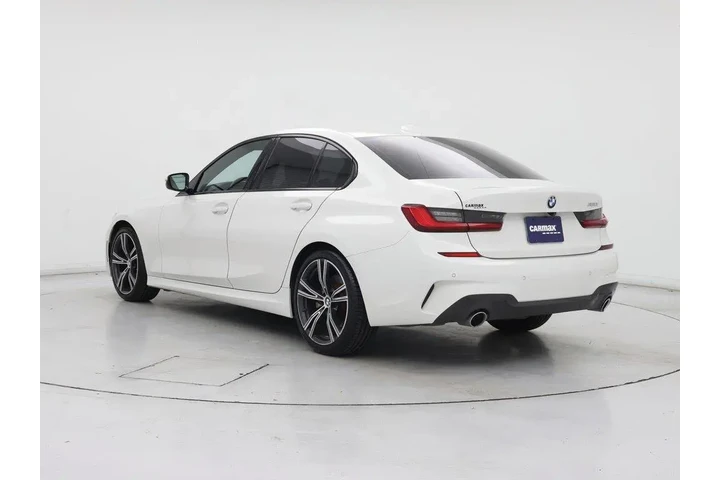$25998 : BMW 3 Series 2020 330i 4dr S image 2
