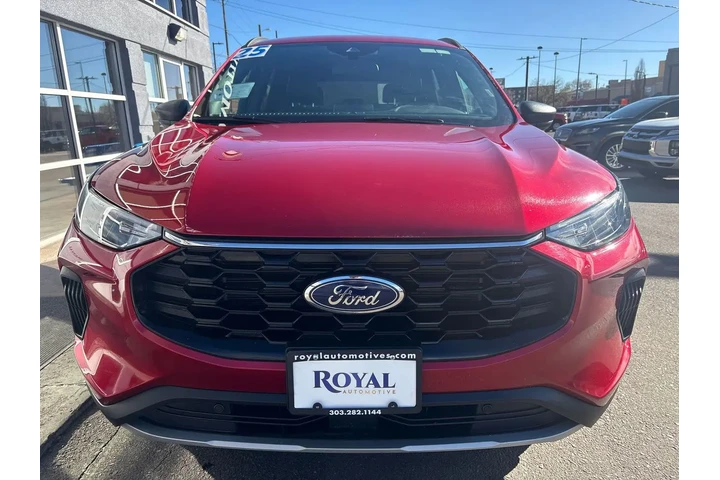 $23995 : 2025 Escape ST-Line image 6