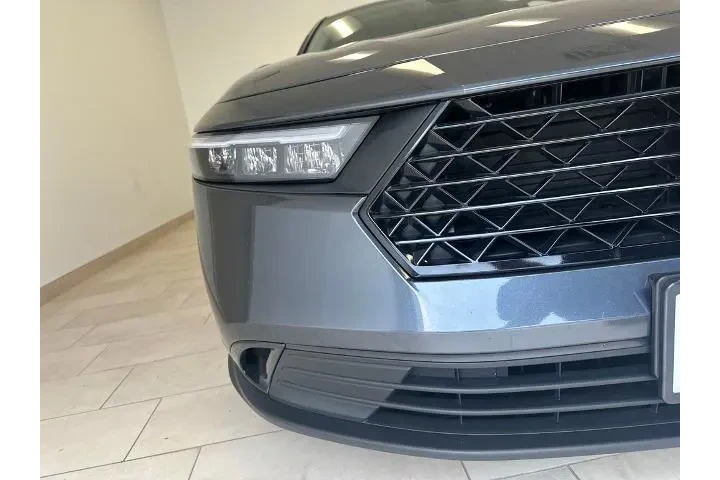 $25578 : Honda Accord 2024 EX 4dr Sed image 9