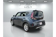$17988 : Kia Soul 2024 LX 4dr Crossov thumbnail