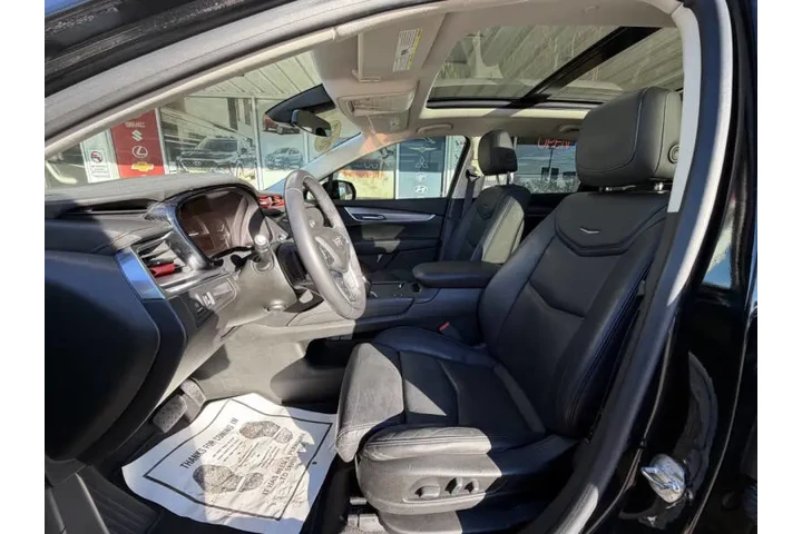 $18999 : 2017 XT5 Premium Luxury image 10