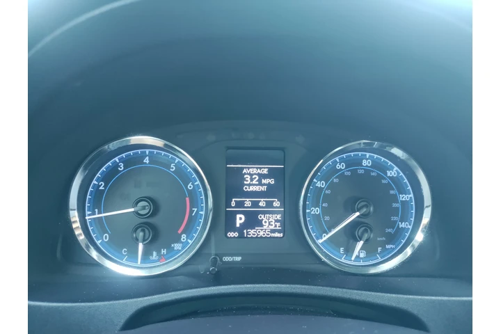 $8600 : 2019 Toyota Corolla LE (Cash) image 1