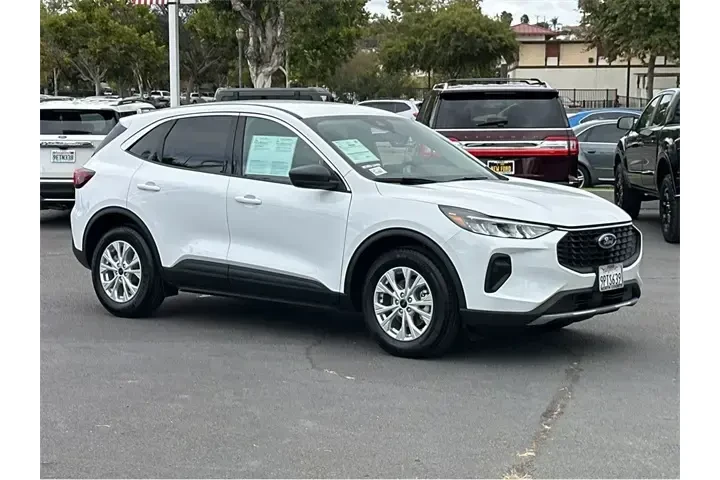 $23500 : Ford Escape 2024 Active 4dr image 3