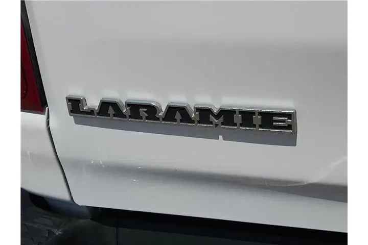 $38995 : Ram 1500 2024 4x2 Laramie 4d image 9