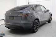 $31795 : Tesla Model Y 2023 4dr Cross thumbnail