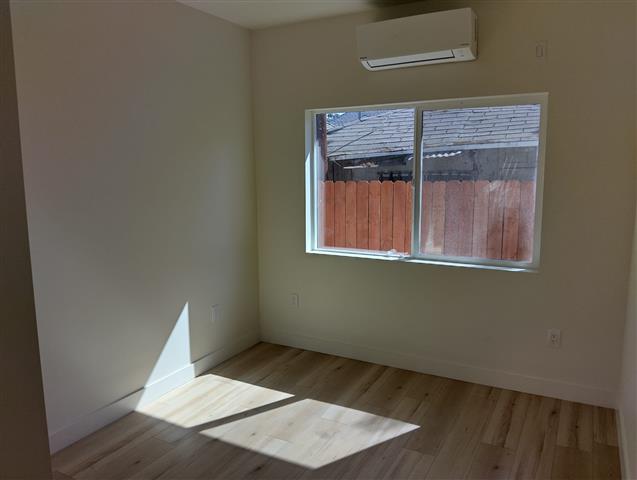 $2400 : Apartamento 1 Rec /1 Bano image 5