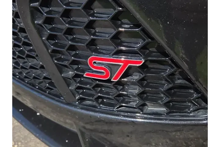 $12621 : Ford Focus 2013 ST 4dr Hatch image 6