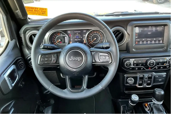 $33664 : Jeep Gladiator 2023 4x4 Free image 5