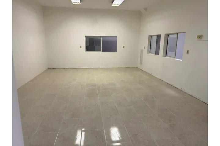$6500 : Bodega Disponible en Gardena image 9