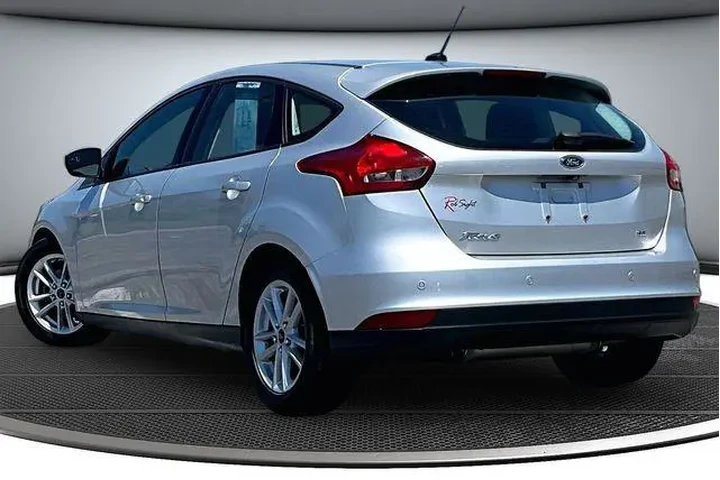 $7500 : Ford Focus 2015 SE 4dr Hatch image 4