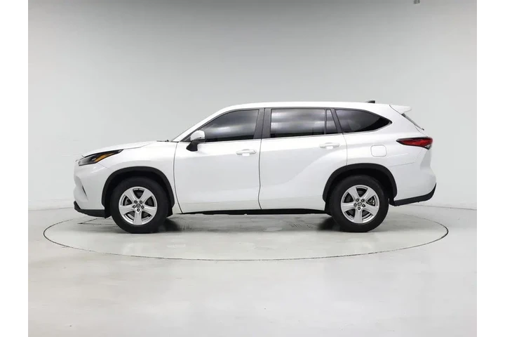 $30998 : Toyota Highlander 2023 Plati image 3