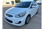 $6995 : 2017 Accent SE thumbnail