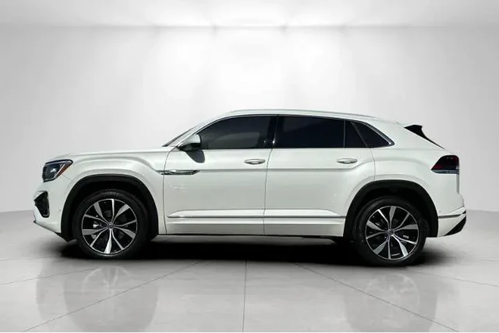 $38069 : Volkswagen Atlas Cross Sport image 6