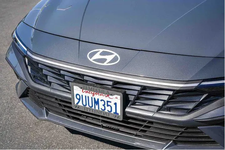 $21000 : Hyundai ELANTRA 2025 SEL Spo image 6