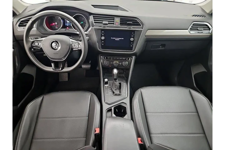 $16998 : Volkswagen Tiguan 2021 SE 4d image 9