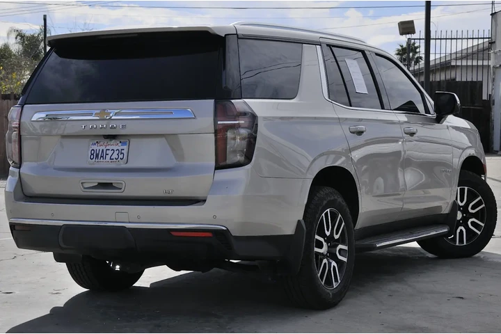 Chevrolet Tahoe LT image 6