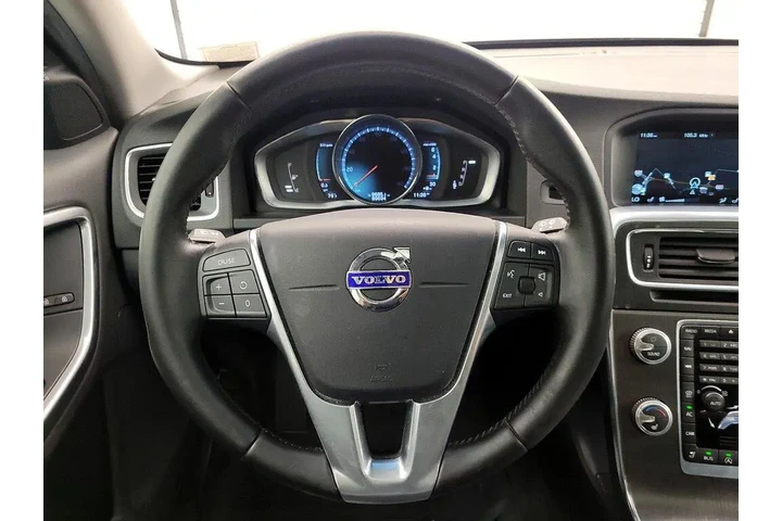 $12599 : Volvo V60 2016 T5 Drive-E Pr image 10