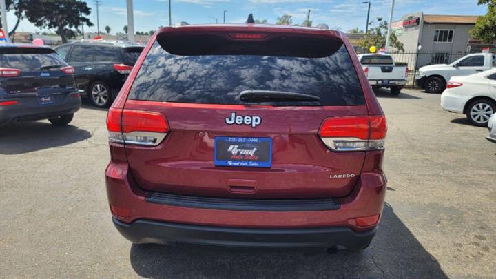 $14995 : 2015 Grand Cherokee Laredo image 5