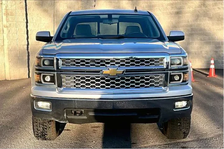 $25990 : Chevrolet Silverado 1500 201 image 6