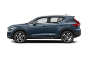 $24999 : Volvo XC40 2022 AWD T5 Momen thumbnail