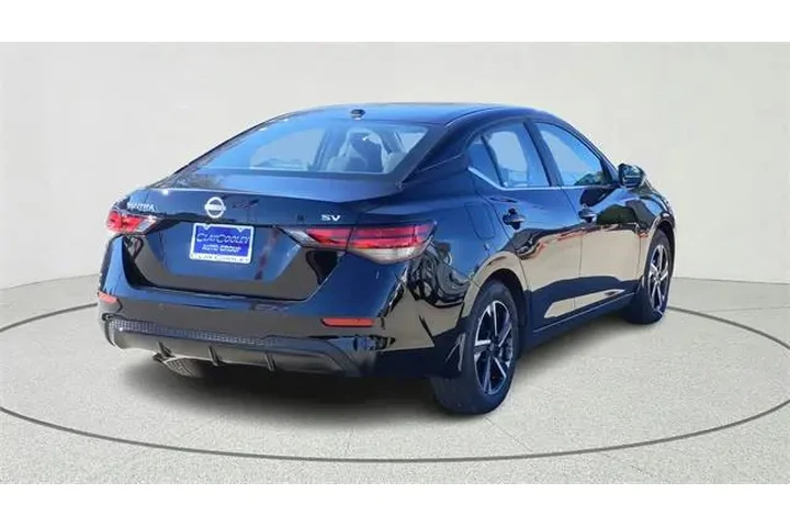 $19014 : Nissan Sentra 2024 SV 4dr Se image 7