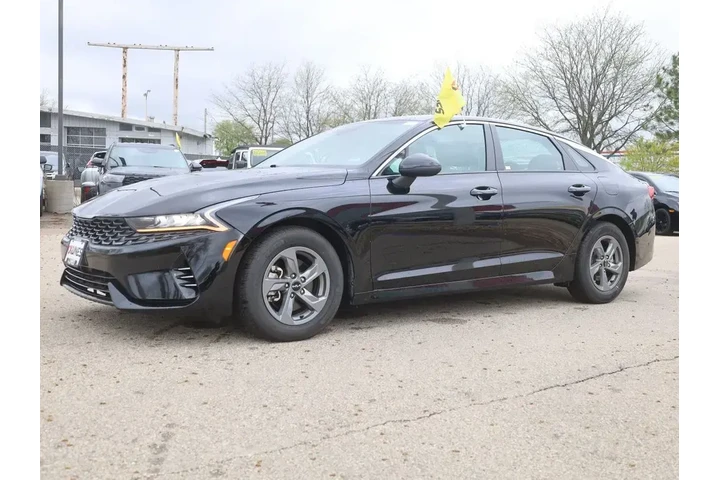 $18877 : Kia K5 2023 LXS 4dr Sedan image 5