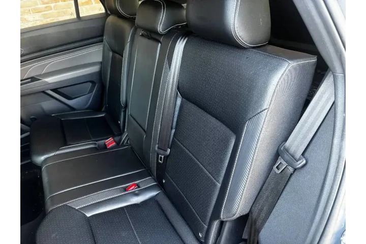 $22500 : 2022 Atlas Cross Sport SEL 4M image 7