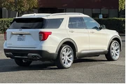 Ford Explorer 2022 AWD Plati thumbnail