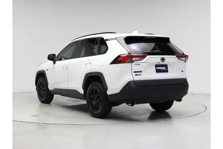 $18998 : Toyota RAV4 2020 LE 4dr SUV image 2