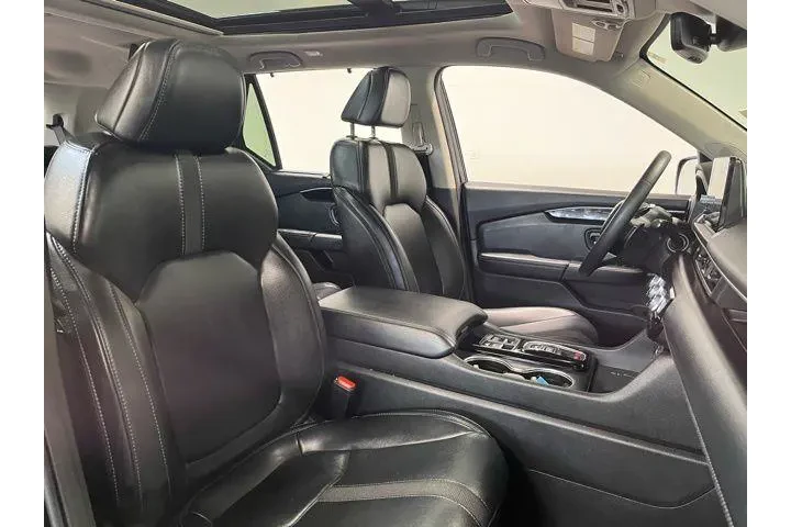 $39569 : Honda Pilot 2023 Touring 4dr image 10