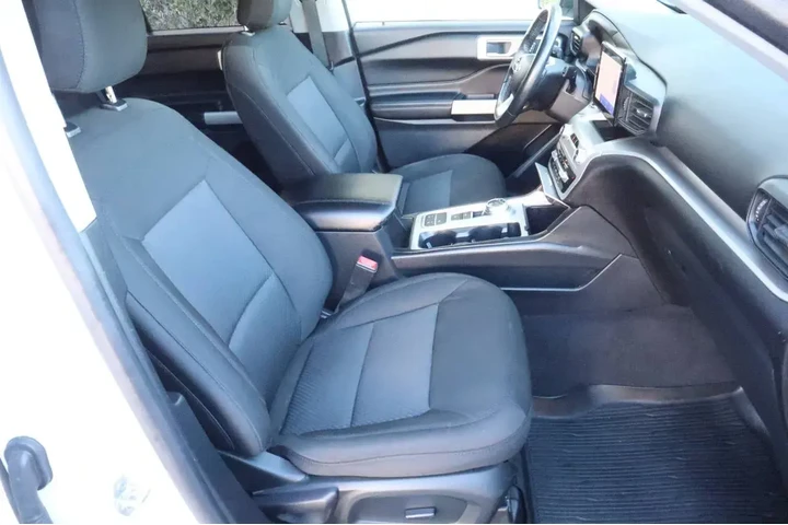 $28092 : Ford Explorer 2022 XLT 4dr S image 7