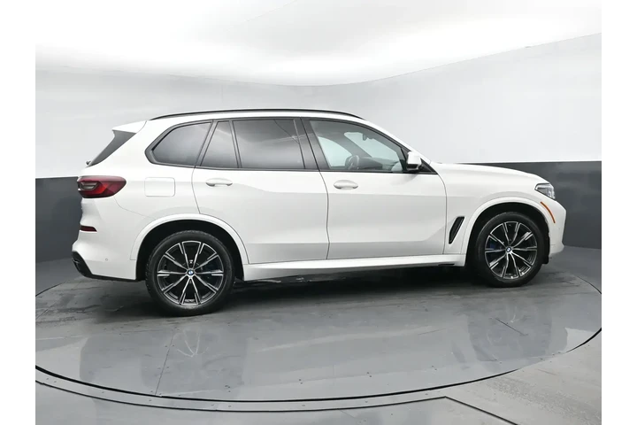 $37995 : BMW X5 2022 AWD M50i 4dr Spo image 3
