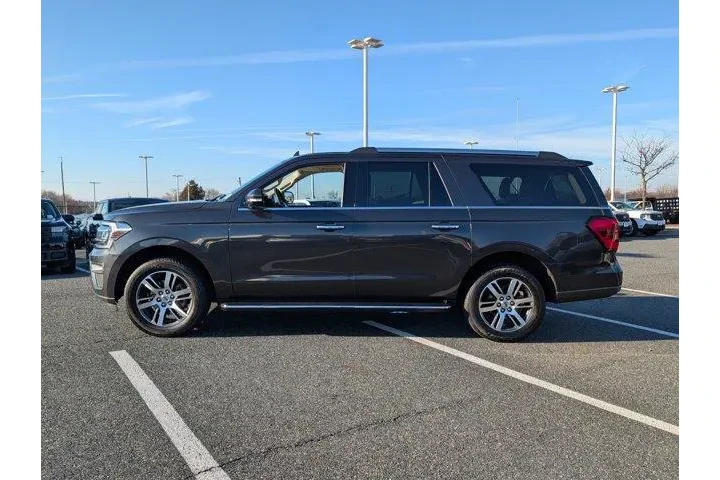 $36994 : Ford Expedition MAX 2023 4x4 image 6