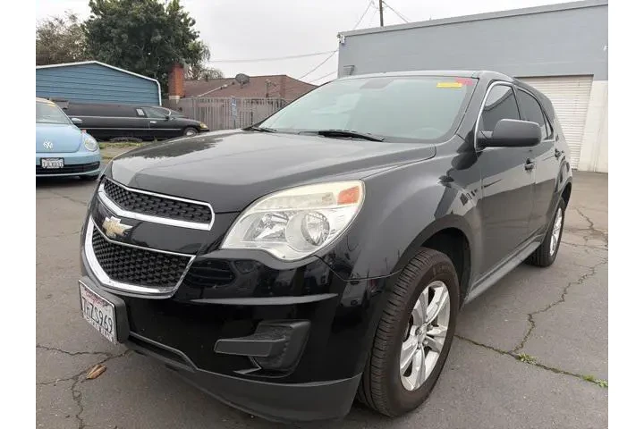 $9876 : Chevrolet Equinox 2015 LS 4d image 2
