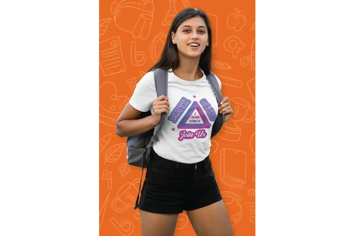 T-SHIRT para Universidades image 1