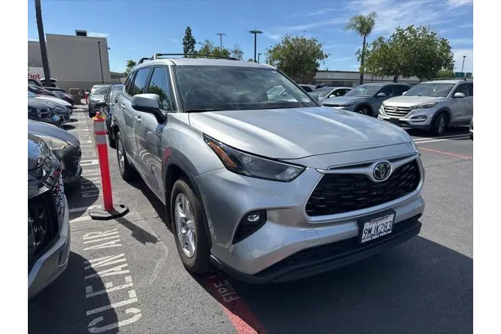 $36448 : Toyota Highlander 2024 AWD L image 4