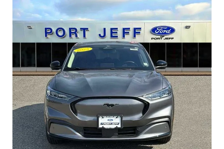 $27995 : Ford Mustang Mach-E 2023 AWD image 2