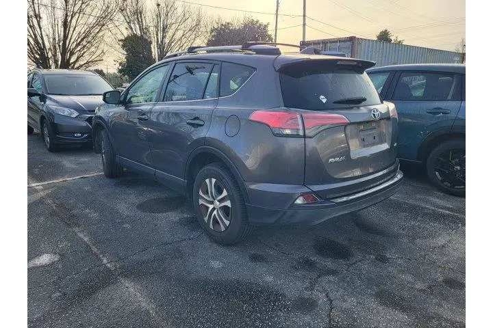 $14729 : Toyota RAV4 2017 LE 4dr SUV image 6