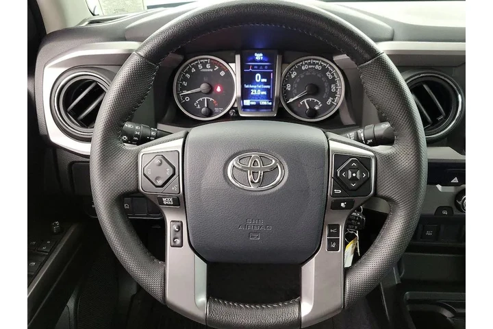 $33998 : Toyota Tacoma 2020 4x2 SR5 V image 10