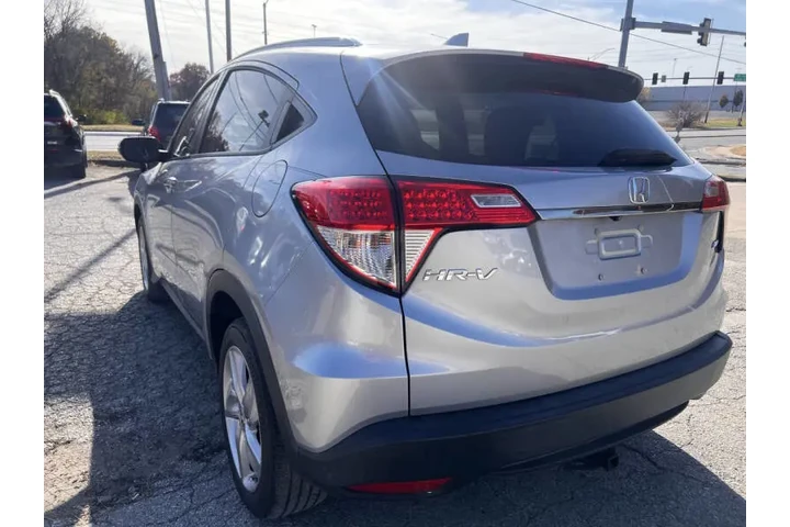 $9999 : 2019 HR-V EX image 8