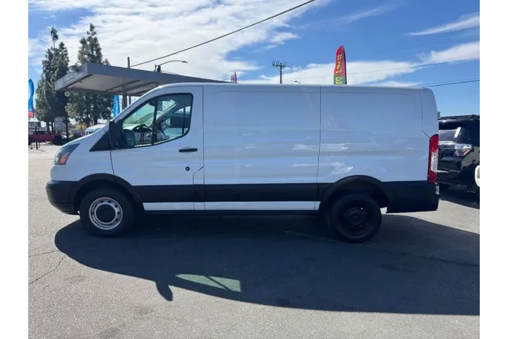 $13998 : 2019 Transit 250 image 10